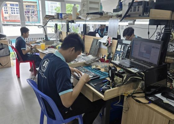 hien-laptop-02-560x400-1