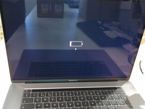 Màn hình Macbook pro không lên do đâu – Nơi đâu sửa uy tín