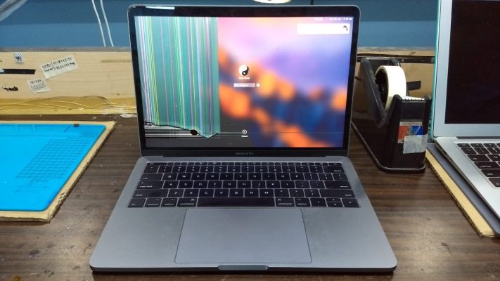 Thay Màn Hình MacBook Pro 15-inch A1707 (2016–2017)