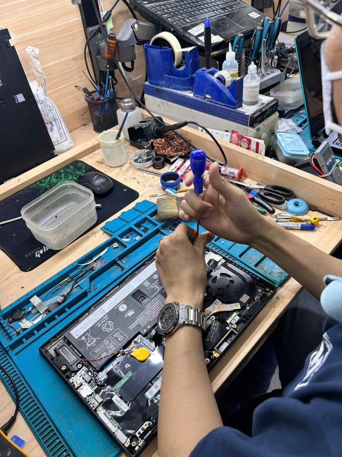 Màn Hình Laptop Bị Xước: Nguyên Nhân, Cách Khắc Phục Và Dịch Vụ Sửa Chữa Tại Hiển Laptop