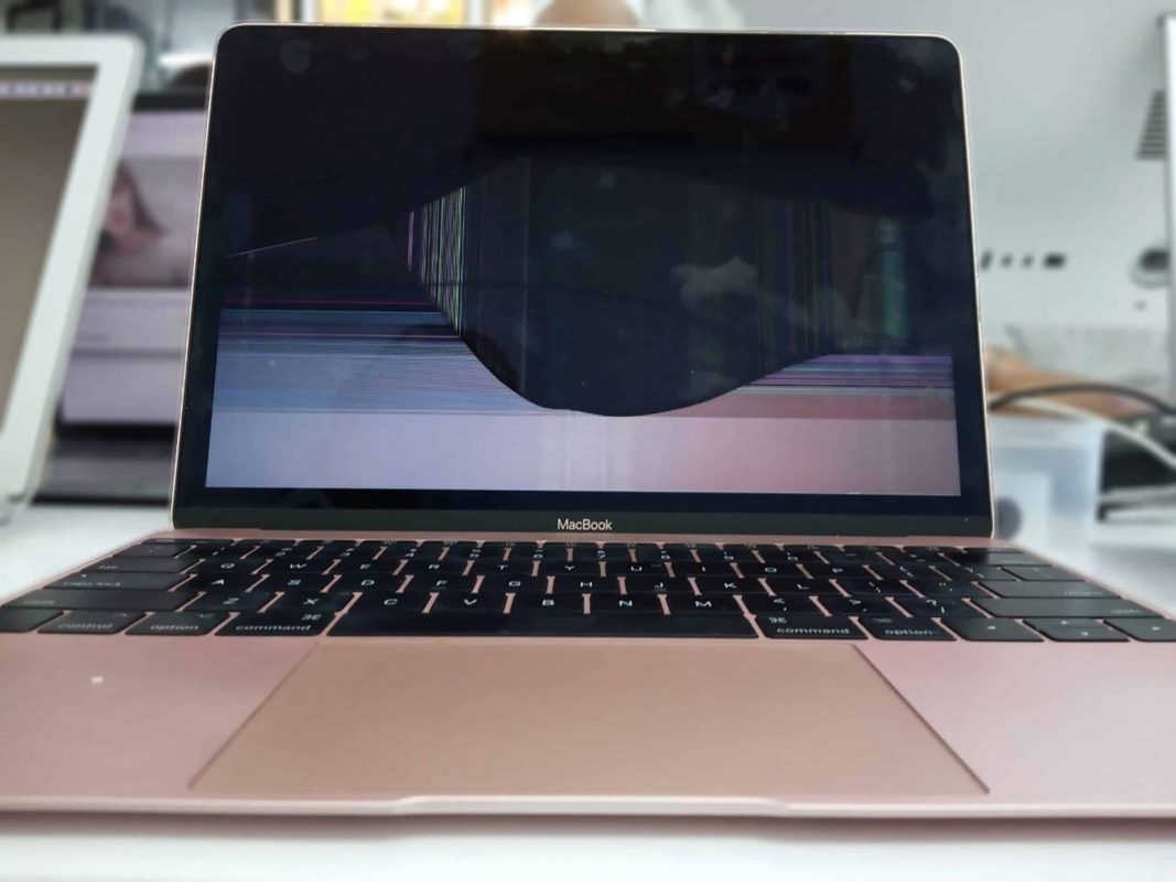 sua-thay-man-hinh-macbook-tphcm-1067x800-1