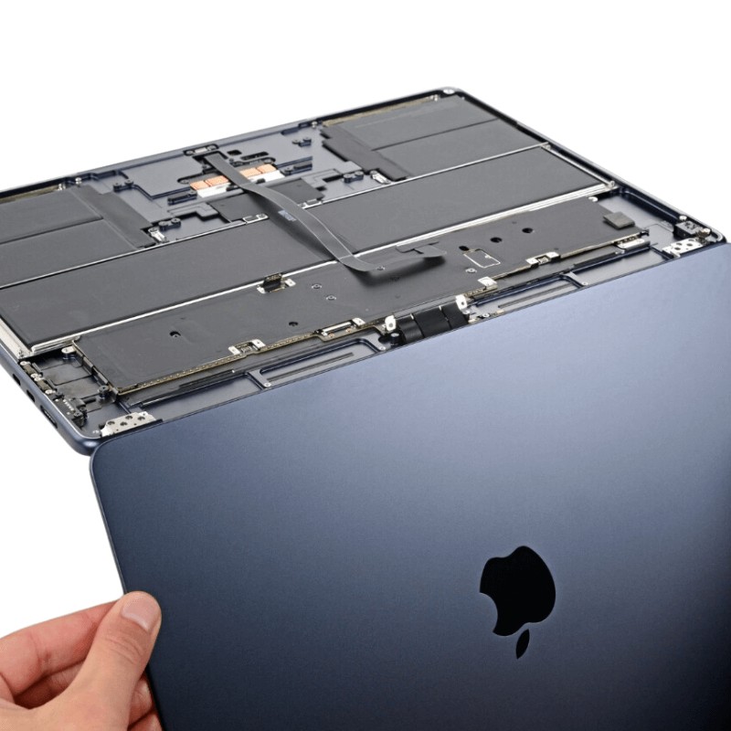thay-man-hinh-macbook-air-15-inch-m2-a2941-8-2 Thay Màn Hình MacBook Air 15-inch