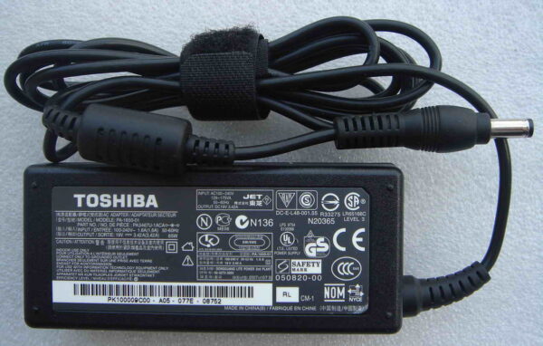 Sạc laptop Toshiba 19V-3.42A – ZIN